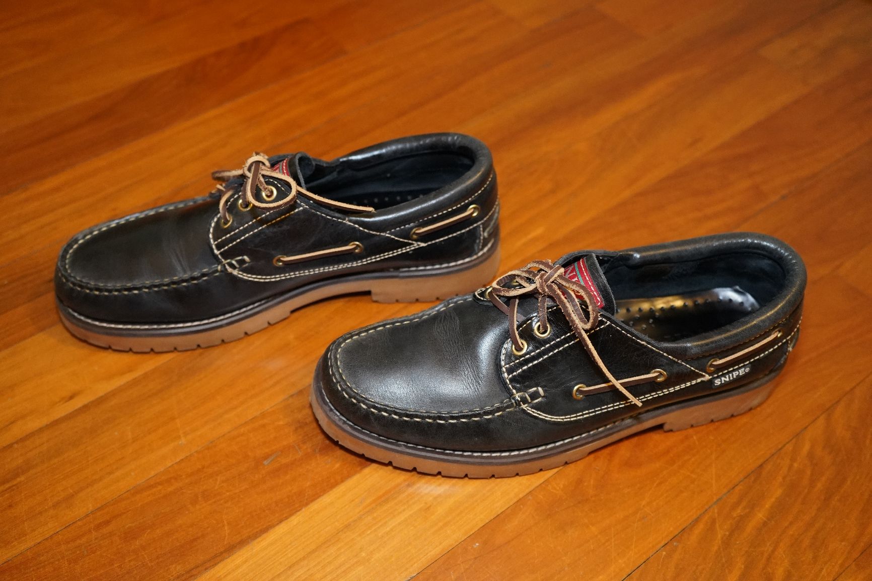 Scarpe da uomo: Schuhe Segelschuhe SNIPE Leder blau Herren Grösse 44 – Usato da Zürich venduto da Buchaendler 1