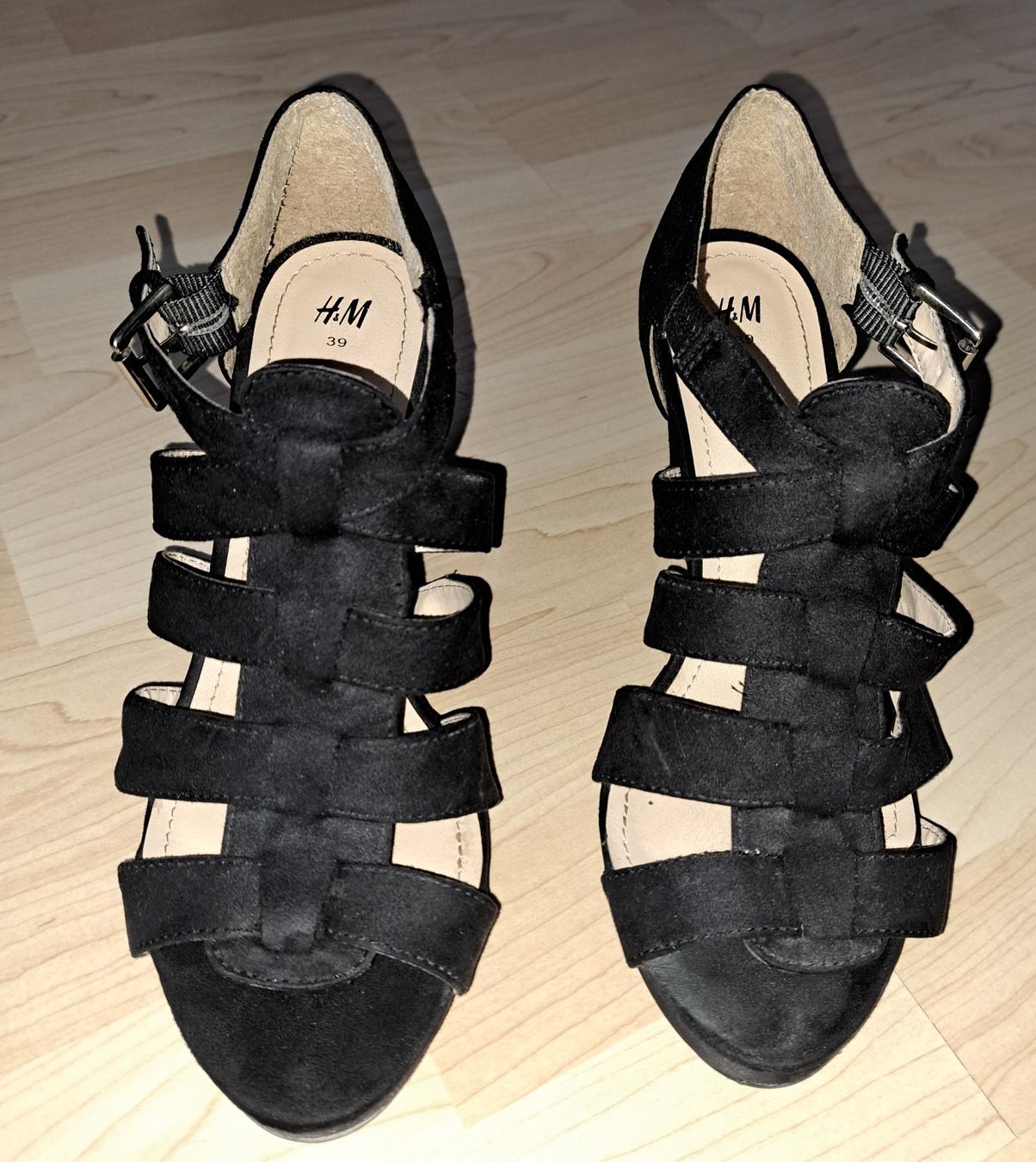 H&M Damenschuhe: Keilschuhe schwarz gr.39 – Gebraucht aus Oberurnen von rotty80 1