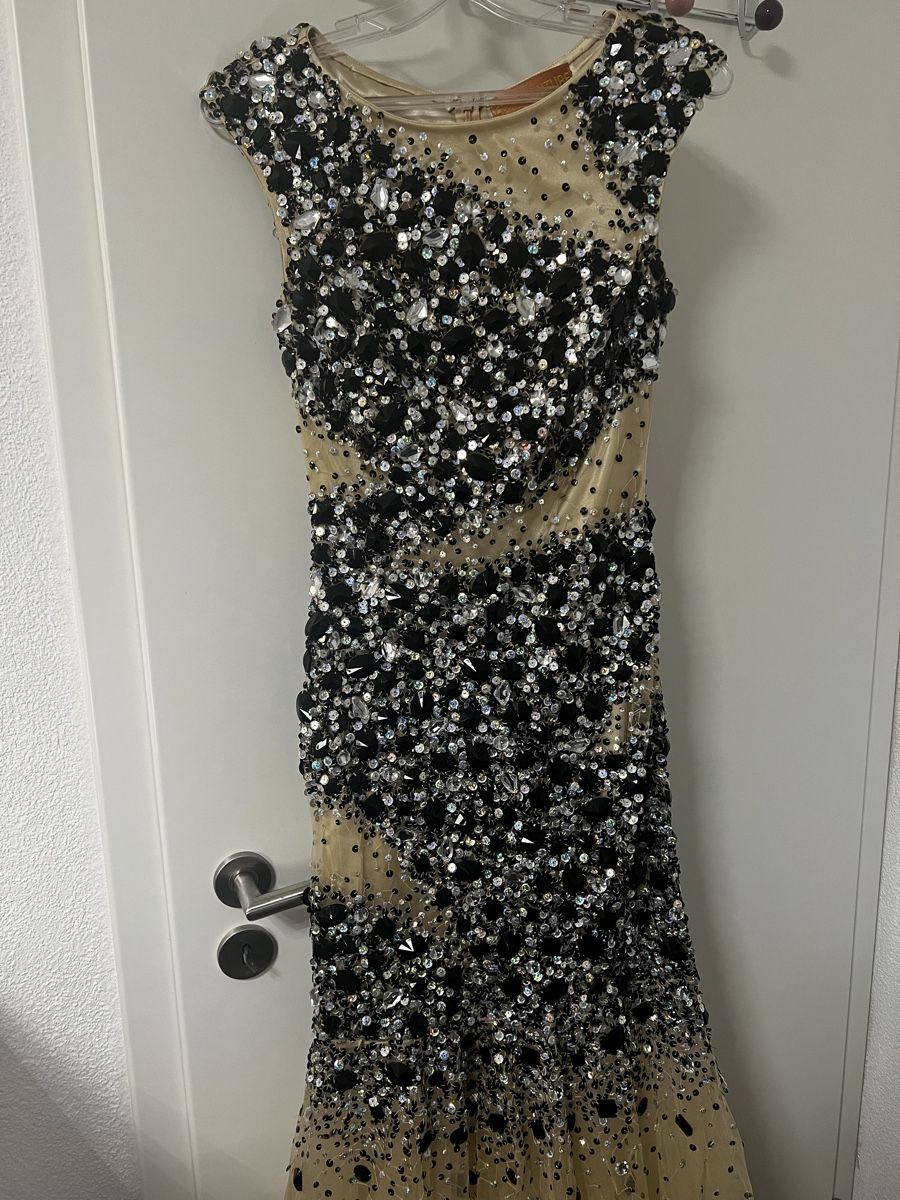 Vestiti: Maxi Kleid mit Pailletten – Nuovo (secondo la descrizione) da Amriswil venduto da AfraEsati1503 1