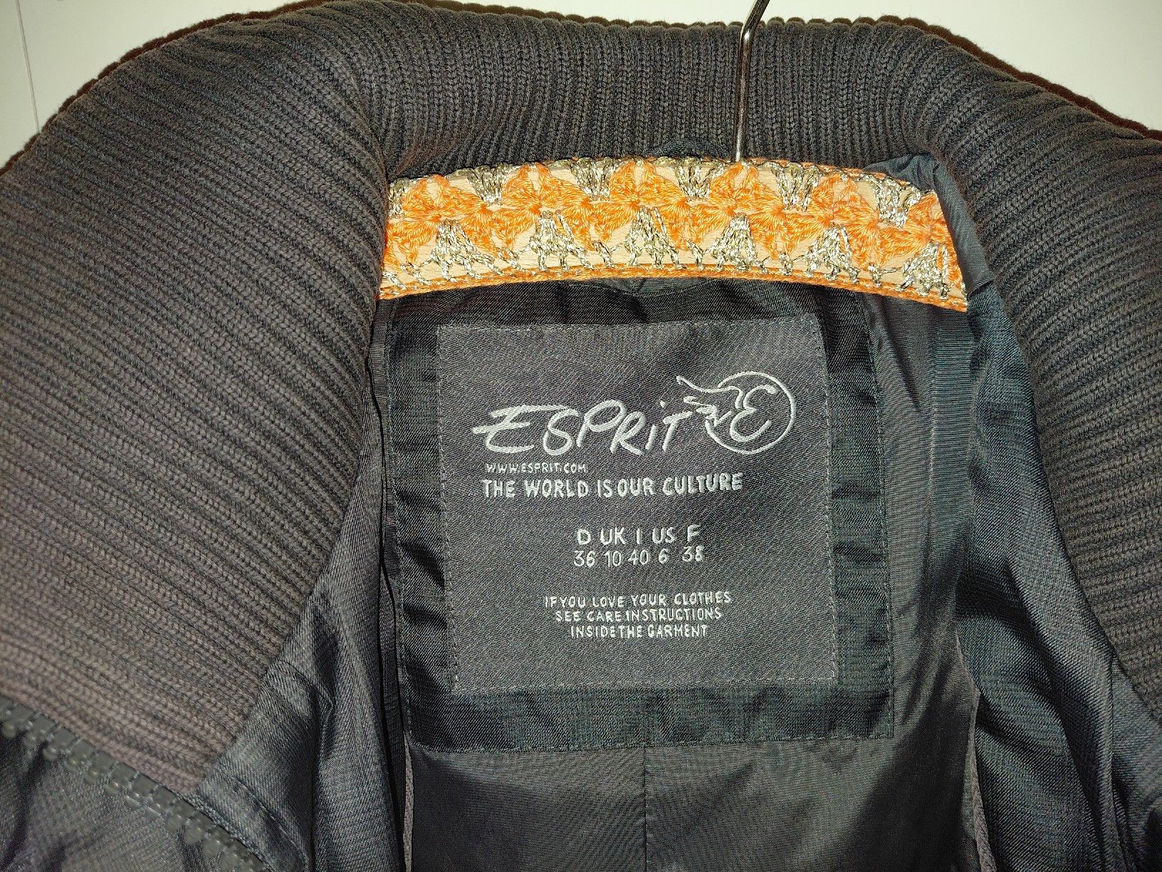Esprit Giacche: SCHÖNE JACKE, ESPRIT, DAMEN – Usato da Embrach venduto da avesi 4