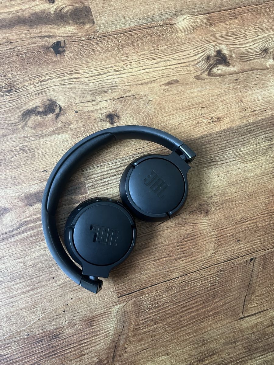 JBL Cuffie: JBL Tune 660 NC Kopfhörer schwarz  – Usato da Uznach venduto da eva_b2rj 4