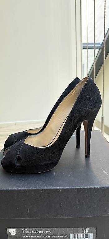 Scarpe da donna: Décolleté  Valentino 39  – Usato da Paradiso venduto da ann_wn8j 1