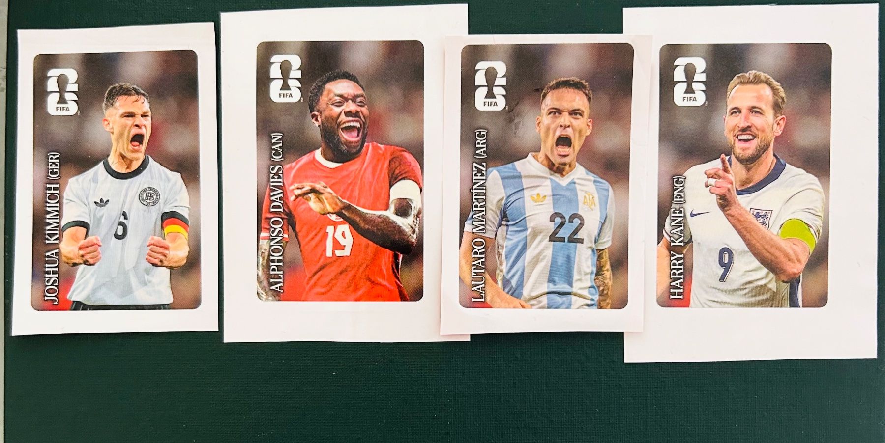 Coca-Cola Sammelbilder & Trading cards: 4 x Coca Cola Panini Sticker - CC2, CC7, CC10&11 – Neu (gemäss Beschreibung) aus Luzern von Pascualito