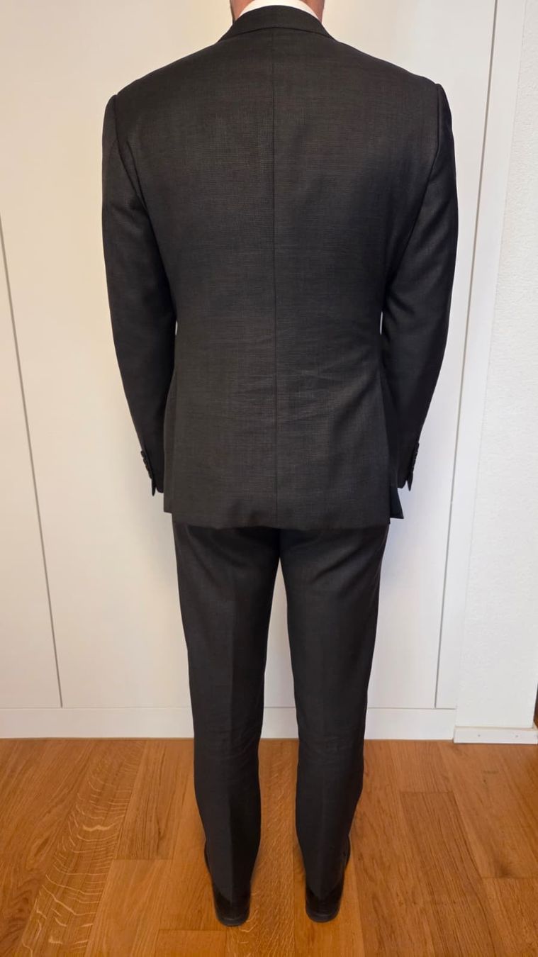 Armani Completi: Armani suit – Usato da Zürich venduto da reg_vvr6 4