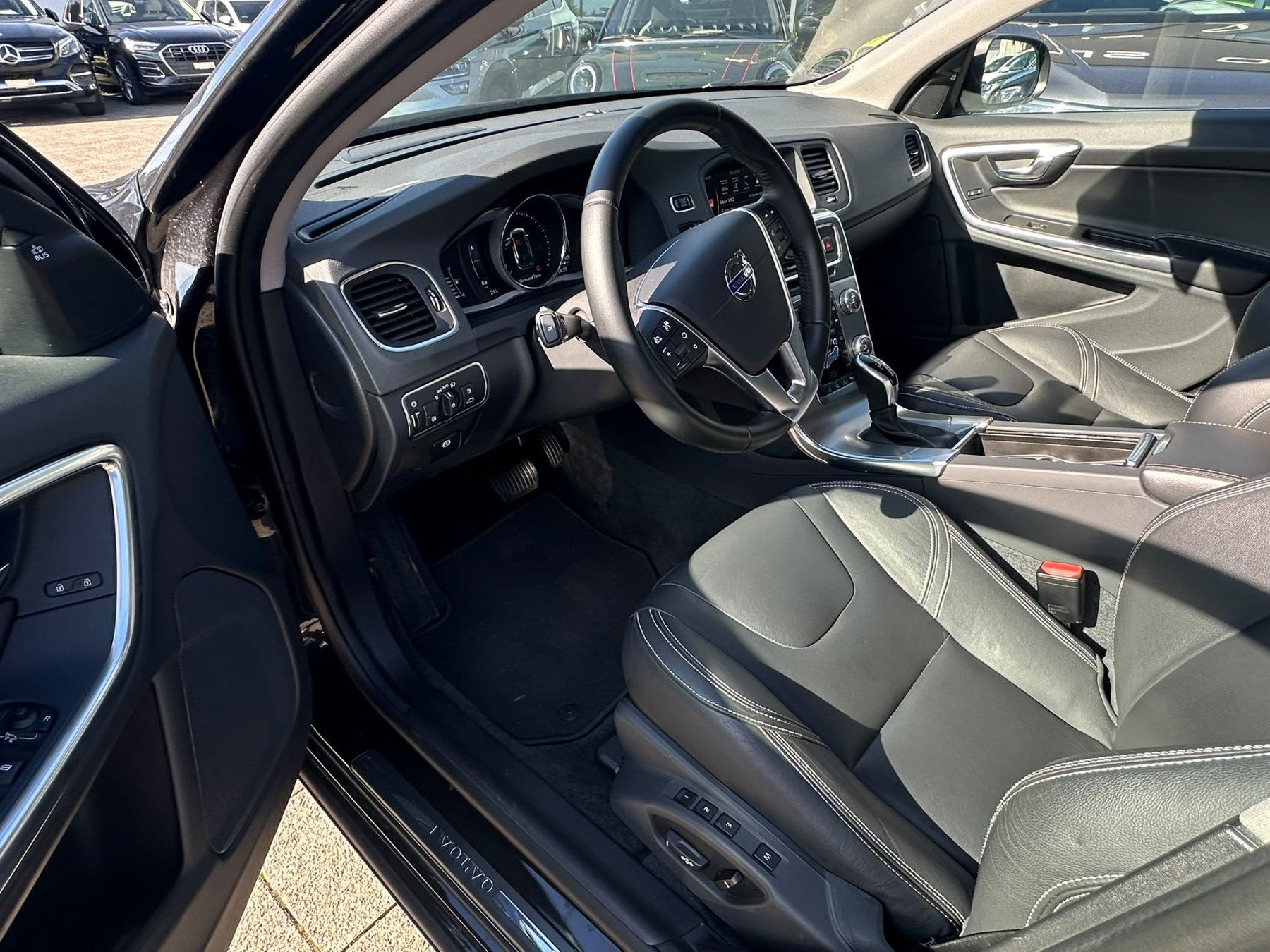 Volvo Autos: Volvo V60 D4 – Gebraucht aus Otelfingen von hof74 3