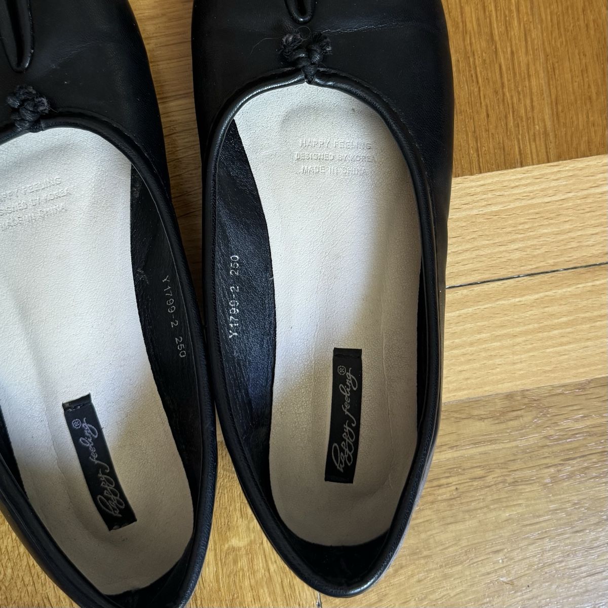 Damenschuhe: Black Tabi Flats Size 40 good condition – Gebraucht aus solothurn von mil_ja.t 4