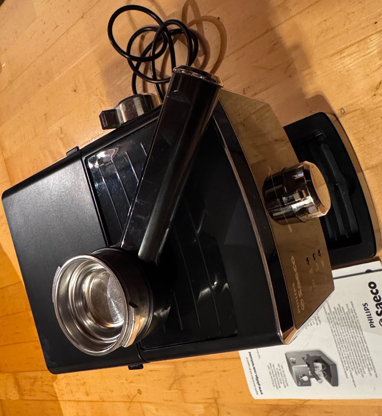 Saeco Macchine per caffè & Macchine per espresso: Philips Saeco HD8323 Kaffeemaschine – Usato da Unterengstringen venduto da NOISE 3