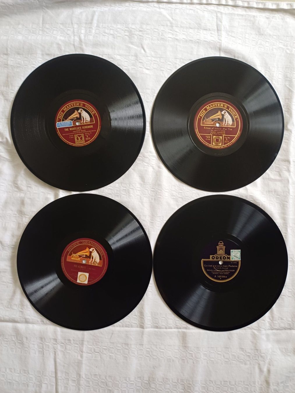 Schallplatten: 1 Album mit 12 Schellackplatten – Gebraucht aus Marly von rol_7mgj 1