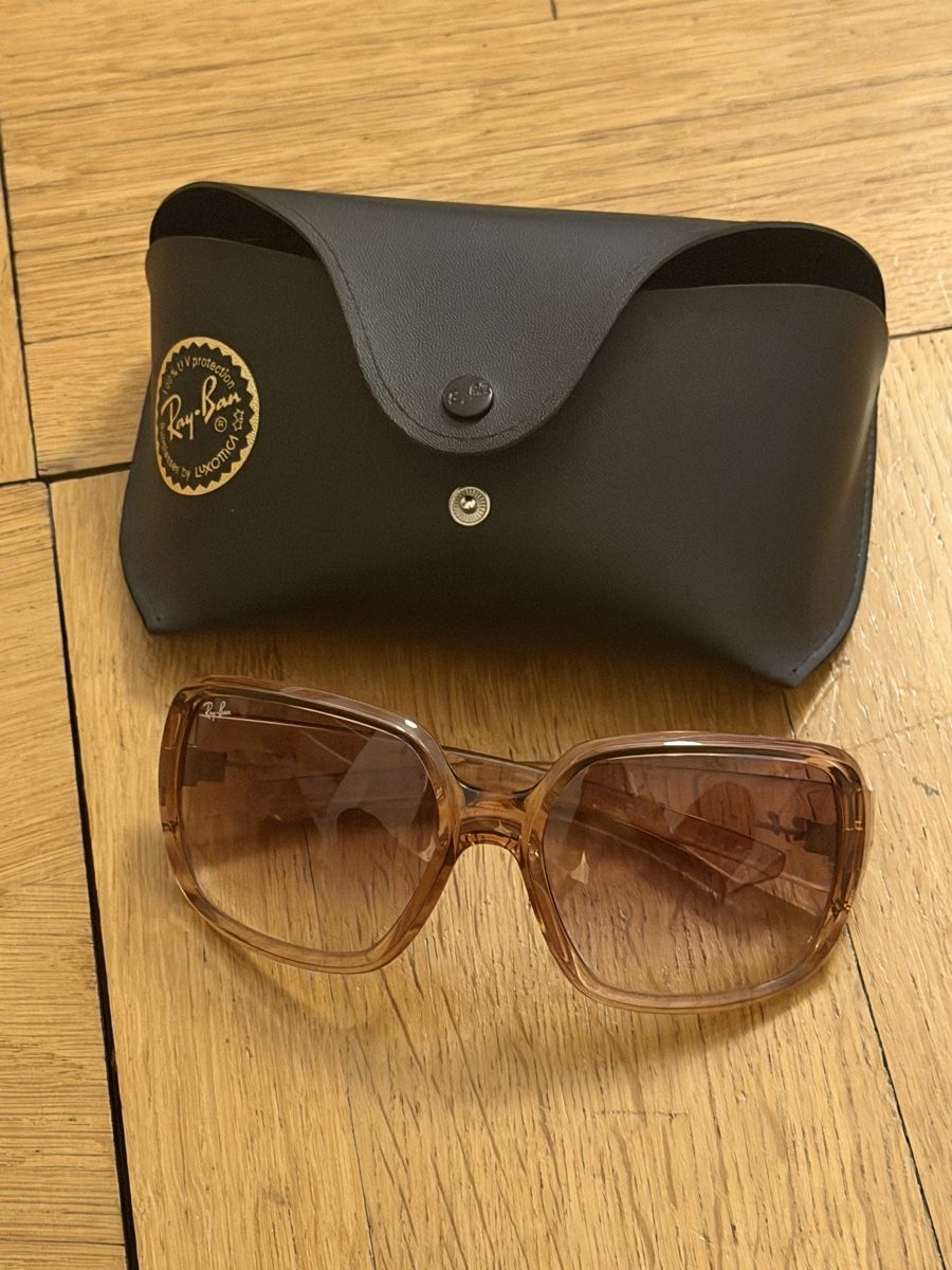 Ray-Ban Occhiali & Lenti: Ray-Ban Sonnenbrille mit Etui – Usato da Bern venduto da jol_8hxs 3