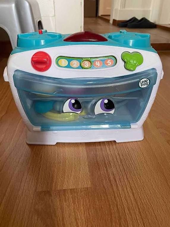 Fours: A vendre jouet four – D'occasion à Yverdon-les-Bains par mic_v8yx 1