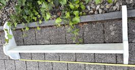Antikes Massivholz Wand-regal weiss Shabby-Chic 130 cm breit