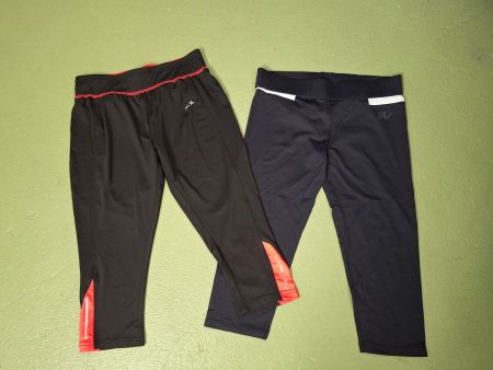 2 Sporthosen Gr.L