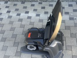 Rasenroboter Husqvarna 305 Jg.2020 inkl.Garage