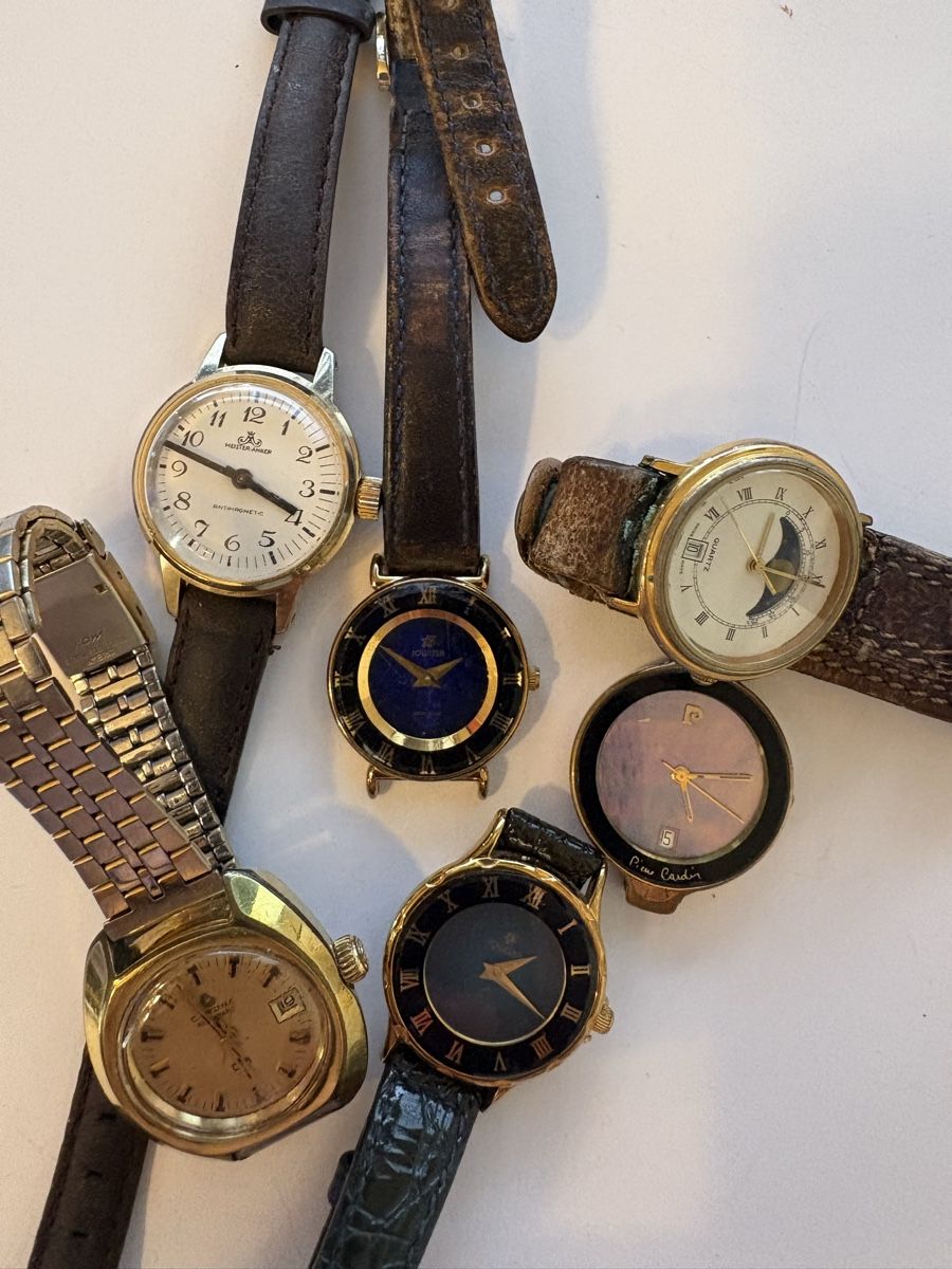 Orologi: Damen Uhren 6 Stuck  – Usato da Murten venduto da Tzaugg