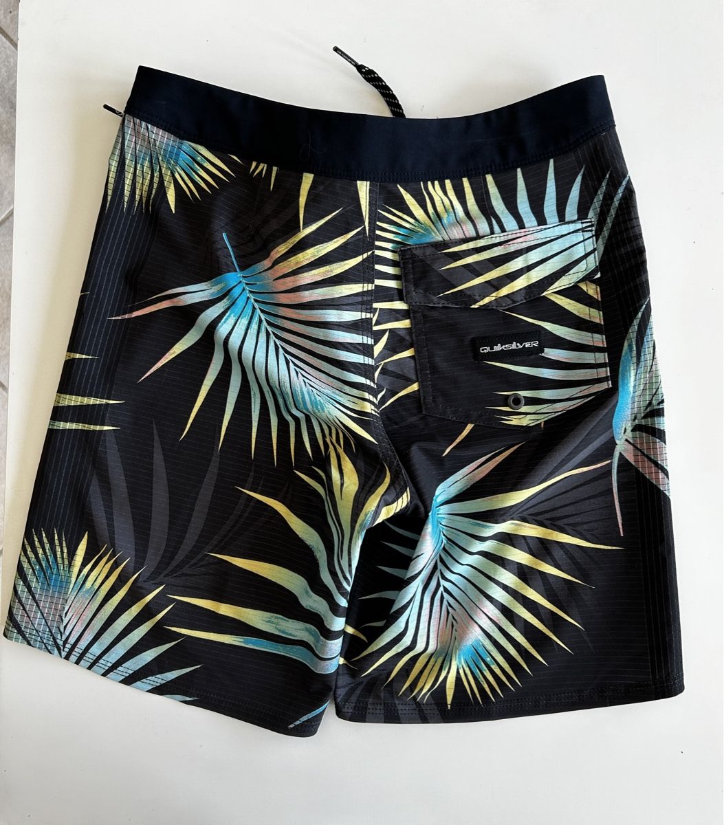 Quiksilver Costumi da bagno: Neu Quicksilver Badehose – Nuovo (secondo la descrizione) da Madetswil venduto da MTR1618 2