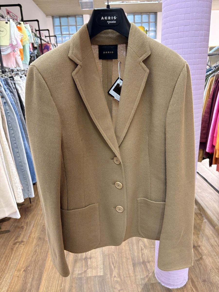 Giacche: Akris Punto Blazer Beige – Nuovo (secondo la descrizione) da Aarau venduto da Secondfish 1