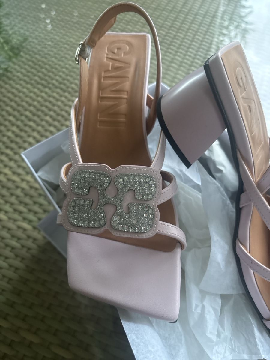 Scarpe da donna: Neu Marke Gianni 38 rosa – Nuovo e nell'imballaggio originale da Kreuzlingen venduto da boston010 4