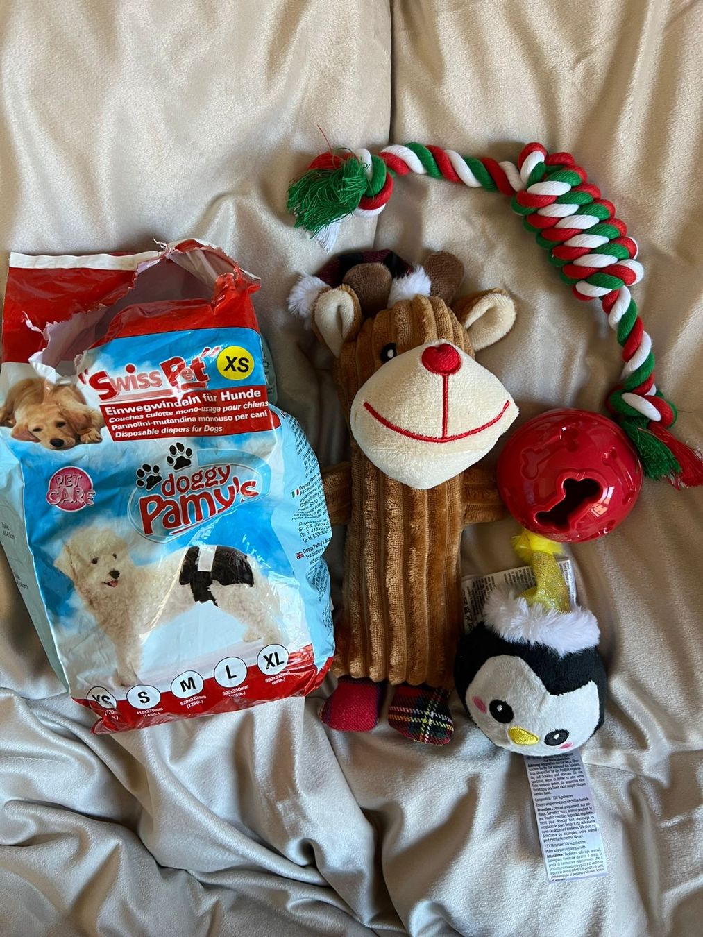 Liege- & Schlafplätze: Jouets couches chiots/Spielzeug & Welpenwindeln – Neu und originalverpackt aus Romont FR von Joe_xkh9