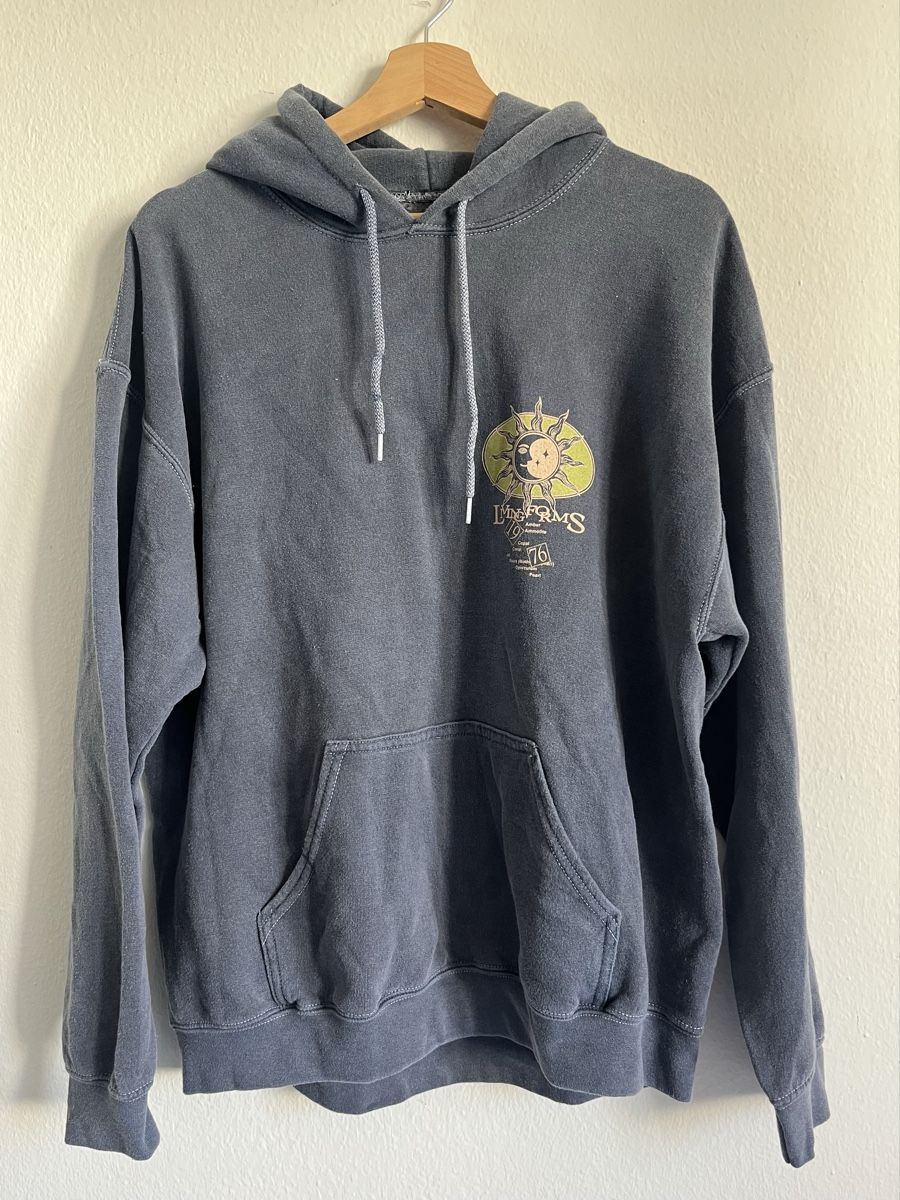 Maglioni & Felpe: blauer Kapuzenpullover  – Usato da Zürich venduto da nerinalaura