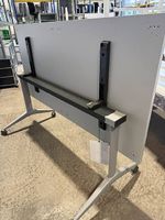 Arbeits-/Besprechungstisch, klappbar, Ausstellungsmodel