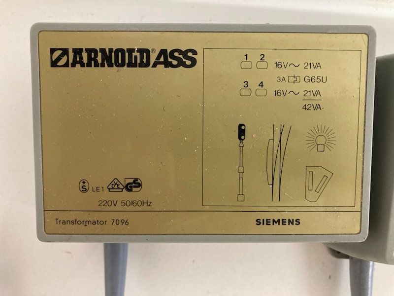 Arnold Modellini di ferrovie: 3er Set Arnold Transformator 7093, 7096, 4AA3108, – Usato da Büsserach venduto da ModellbahnDepot 1