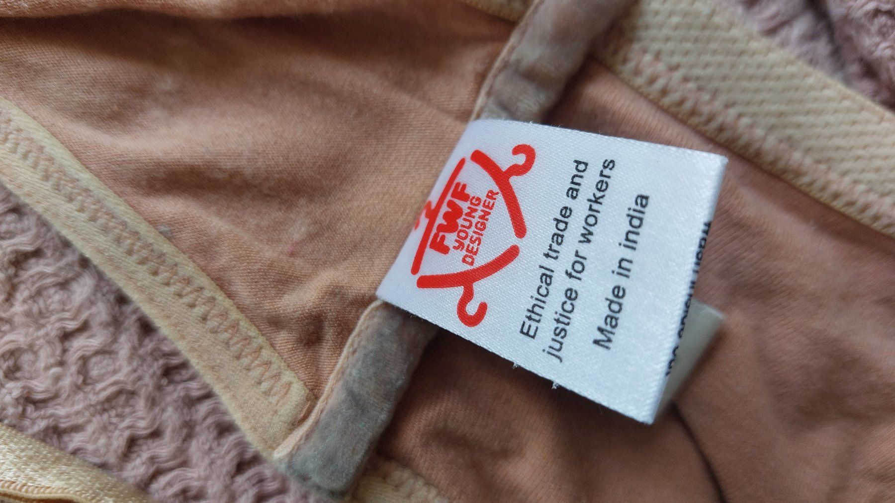 Sonstige Unterwäsche: BH hellbraun/beige UNDERPROTECTION M – Gebraucht aus Münchenstein von Heremesios 2