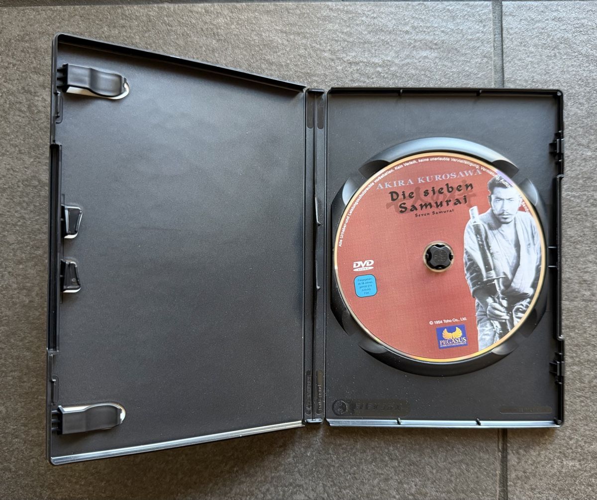 Tutti i DVDs: Die sieben Samurai DVD Akira Kurosawa – Usato da Zürich venduto da cENS0R 2