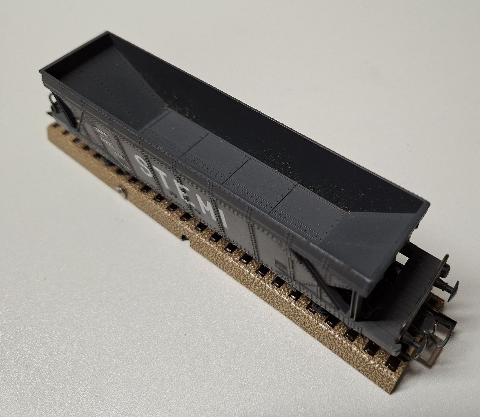 Modellini di ferrovie: SMCF 574 - Erzwagen STEMI, grau, OVP – Usato da Cheseaux-Noréaz venduto da byefundus 2