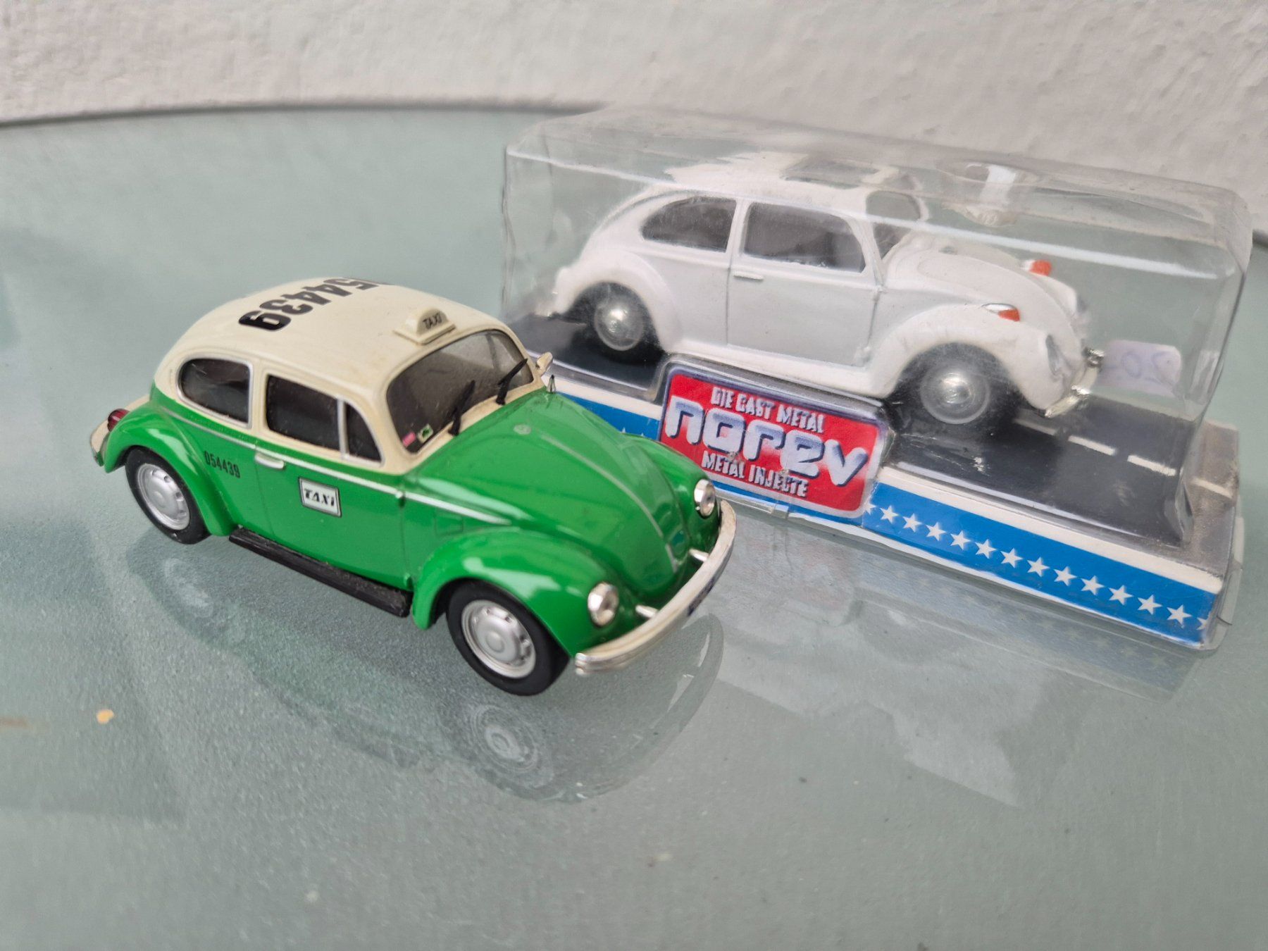 Volkswagen Modellautos: VW Käfer 1:43 – Gebraucht aus Oberbuchsiten von laffite54