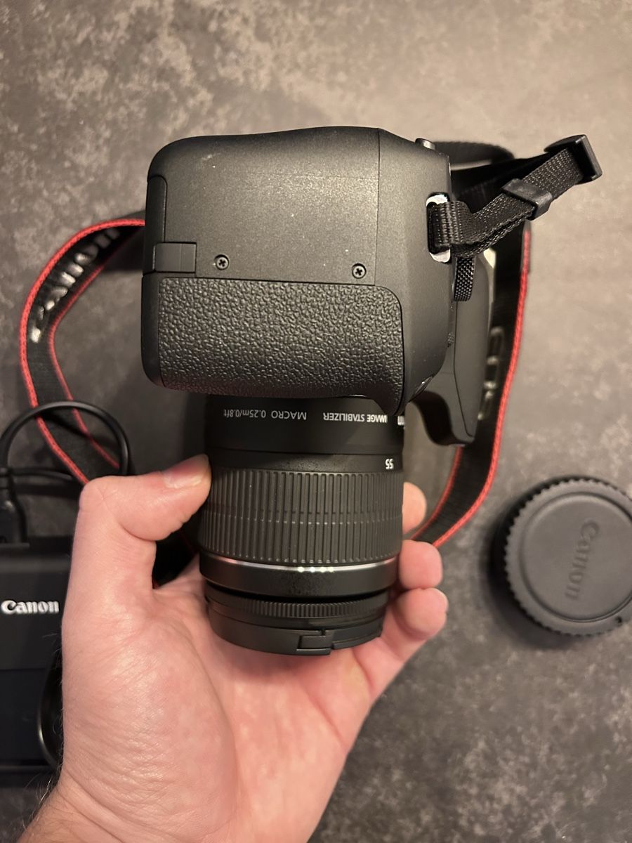 Canon Kamera: Canon EOS 2000D + 18-55mm IS II + Ladegerät – Neu (gemäss Beschreibung) aus Gipf-Oberfrick von Anelkooo 4