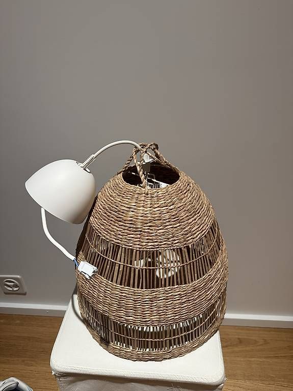 Paralumi: Ikea TORARED Rattanlampe – Usato da Regensdorf venduto da Skerk18