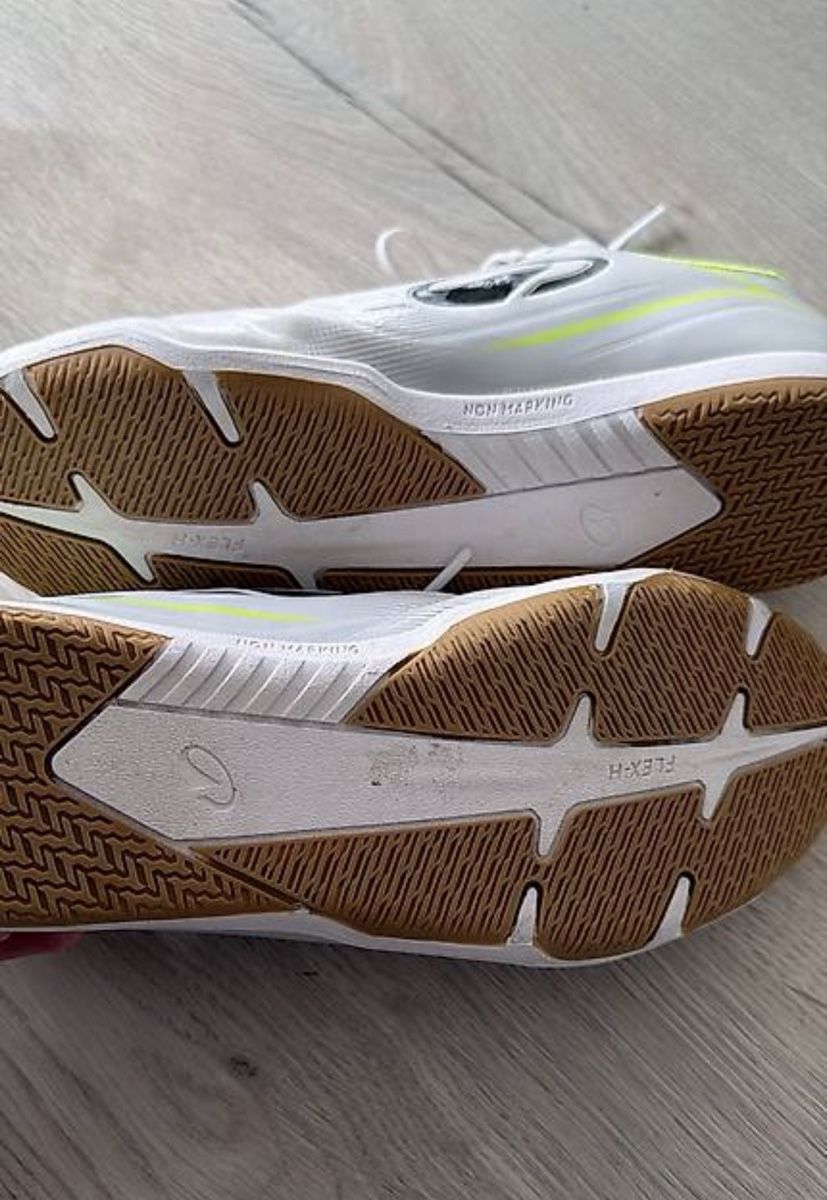 Scarpe per ragazzi: Fussballschuhe Hallenschuhe – Usato da Möhlin venduto da mar_k5wf 1