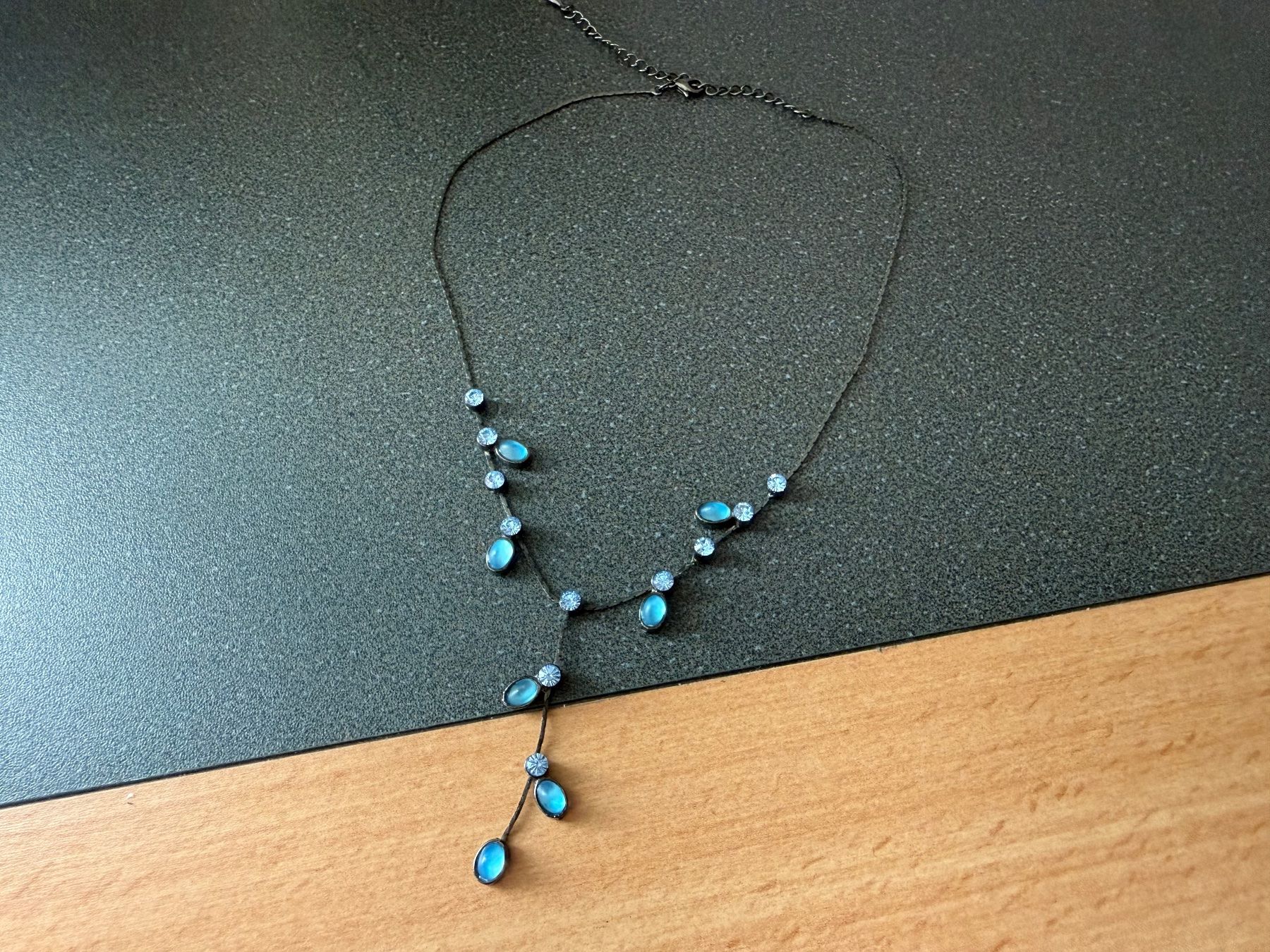 Catenine: Halskette mit blauen Steinen – Usato da Lamone venduto da LaCantinaMagica 2