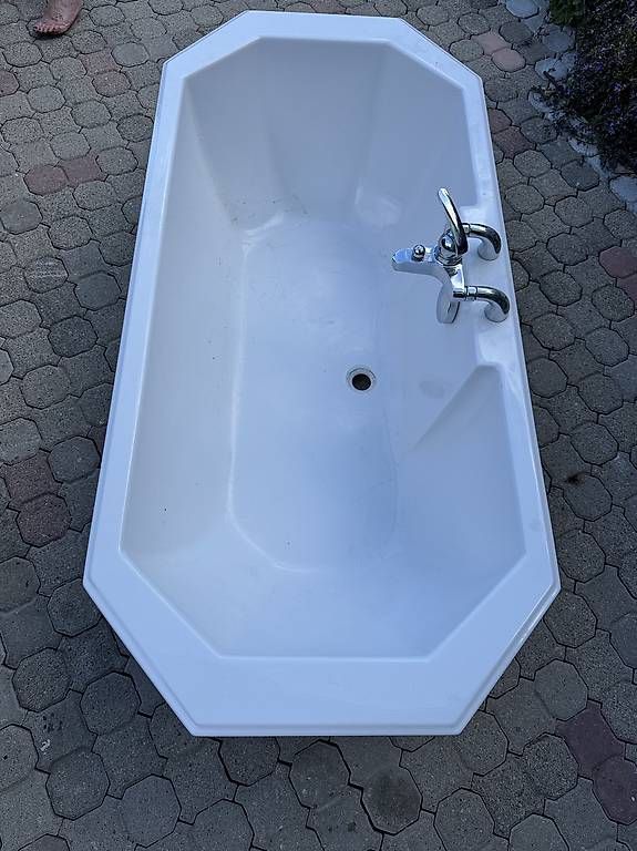 Vasche da bagno: Baignoire  – Usato da Colombier NE venduto da gsuzy122 3