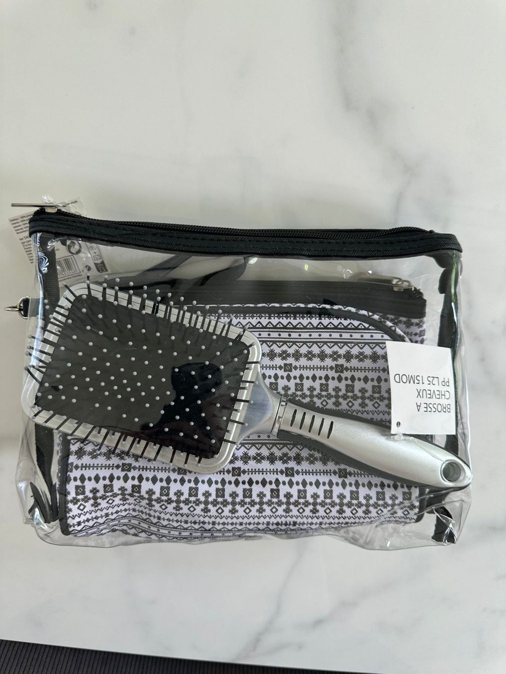 Altro per la cura dei capelli: Haarbürste Set mit 3 Necessaires, Neu ! – Nuovo e nell'imballaggio originale da Lausen venduto da Swissart123