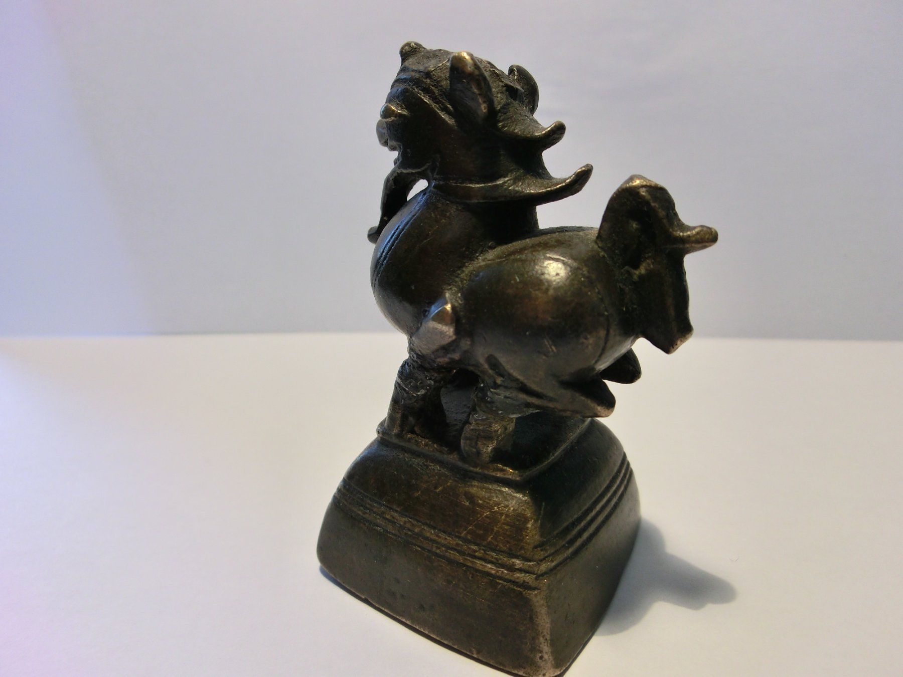 Sculture & Statue: ANTIKES OPIUM - GEWICHT – Usato da Basel venduto da wyba44 5