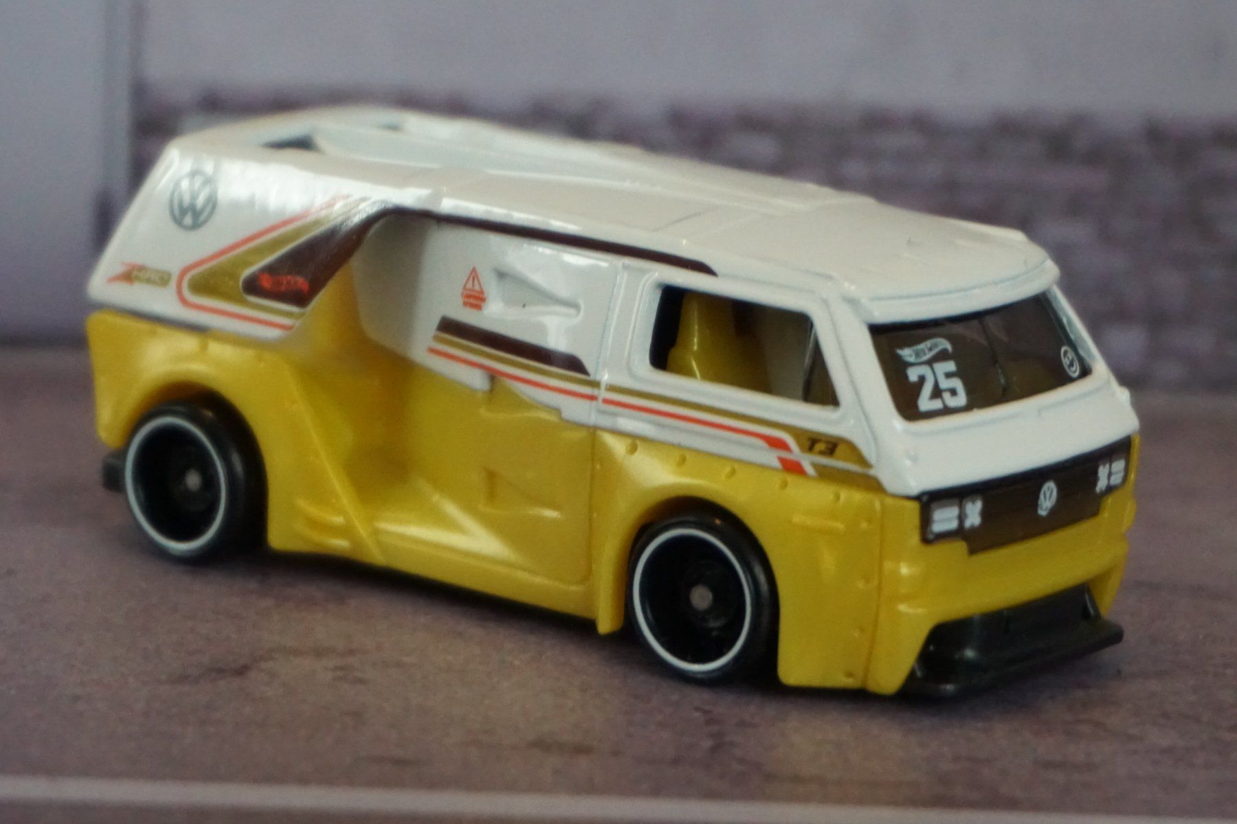 Hot Wheels Modellautos: HotWheels Vw Bus T3 Custom COOL !!!!!!!!!!!!!!!!!! – Gebraucht aus Reiden von Doppeldecker69
