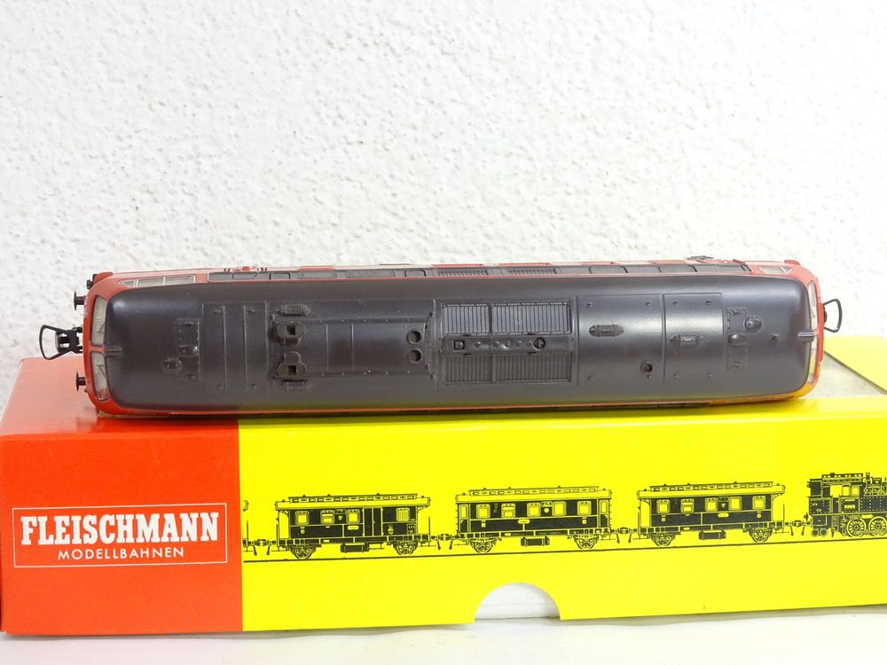 Fleischmann 4237 Diesellok BR218, DB, Rot, H0, GS/DC,OVP | Kaufen Auf ...