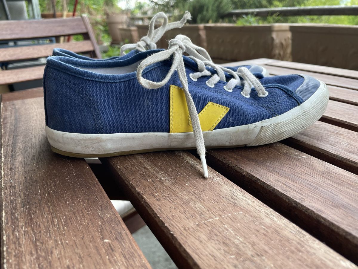 Veja Schuhe für Jungen: Veja Stoffschuhe Gr.37 Blau Gelb – Gebraucht aus Bern von brup 1