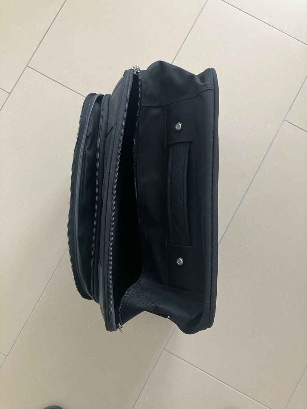 Delsey Valigie: Rollkoffer mit Tasche (Delsey) – Usato da Staufen venduto da Fleby84 5