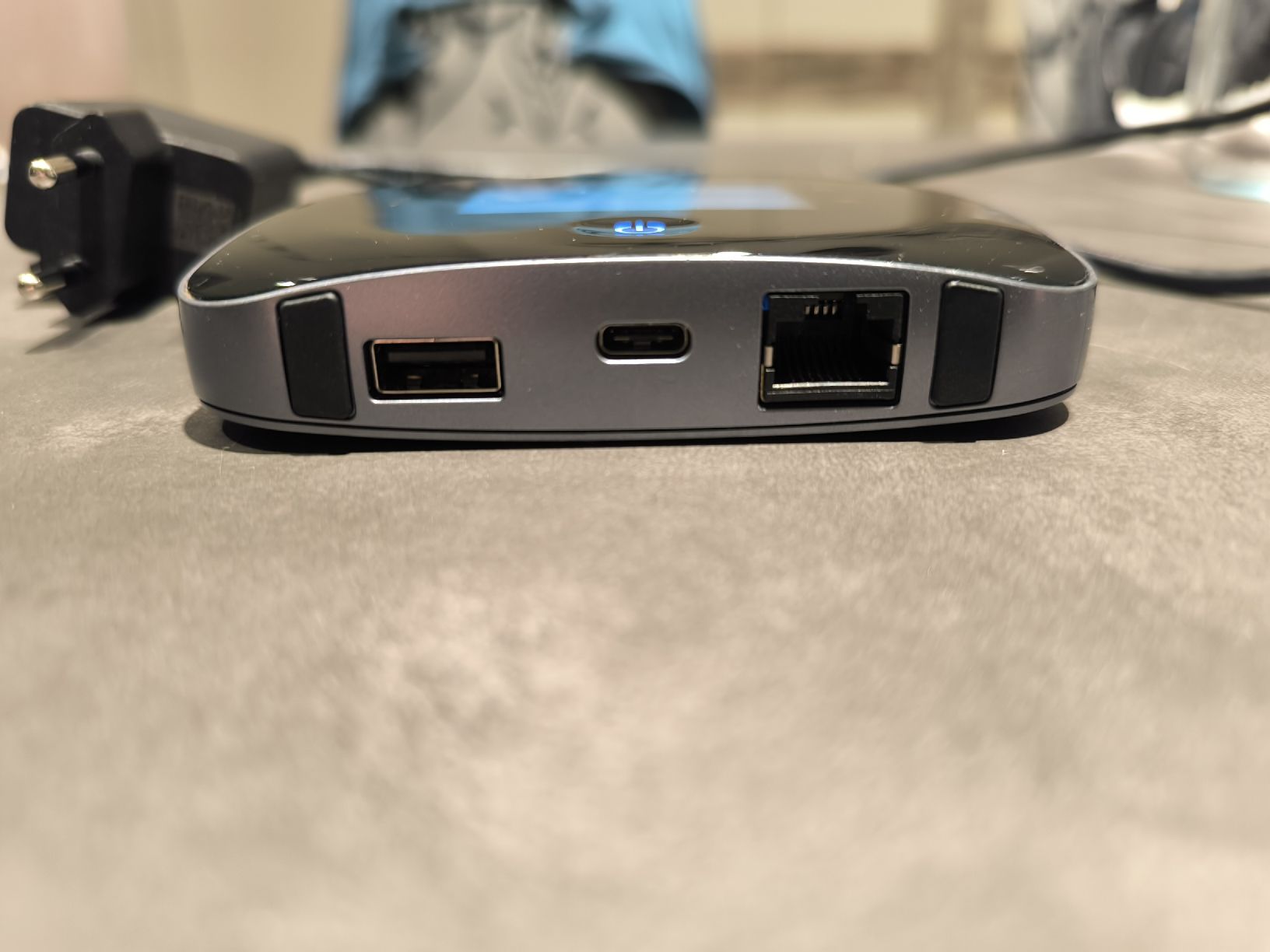 Netgear Modems & Router: Netgear MR2100 Nighthawk M2 – Gebraucht aus Würenlingen von pjs-at-tutti 1