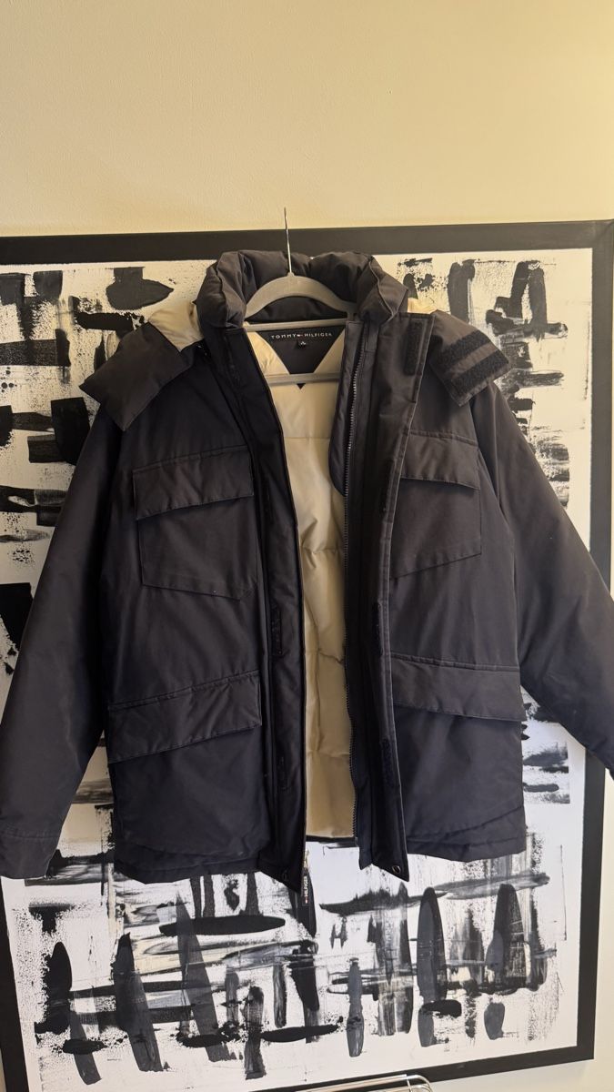 Tommy Hilfiger Vestes: Tommy Hilfiger Winterjacke – D'occasion à Zürich par dieleo