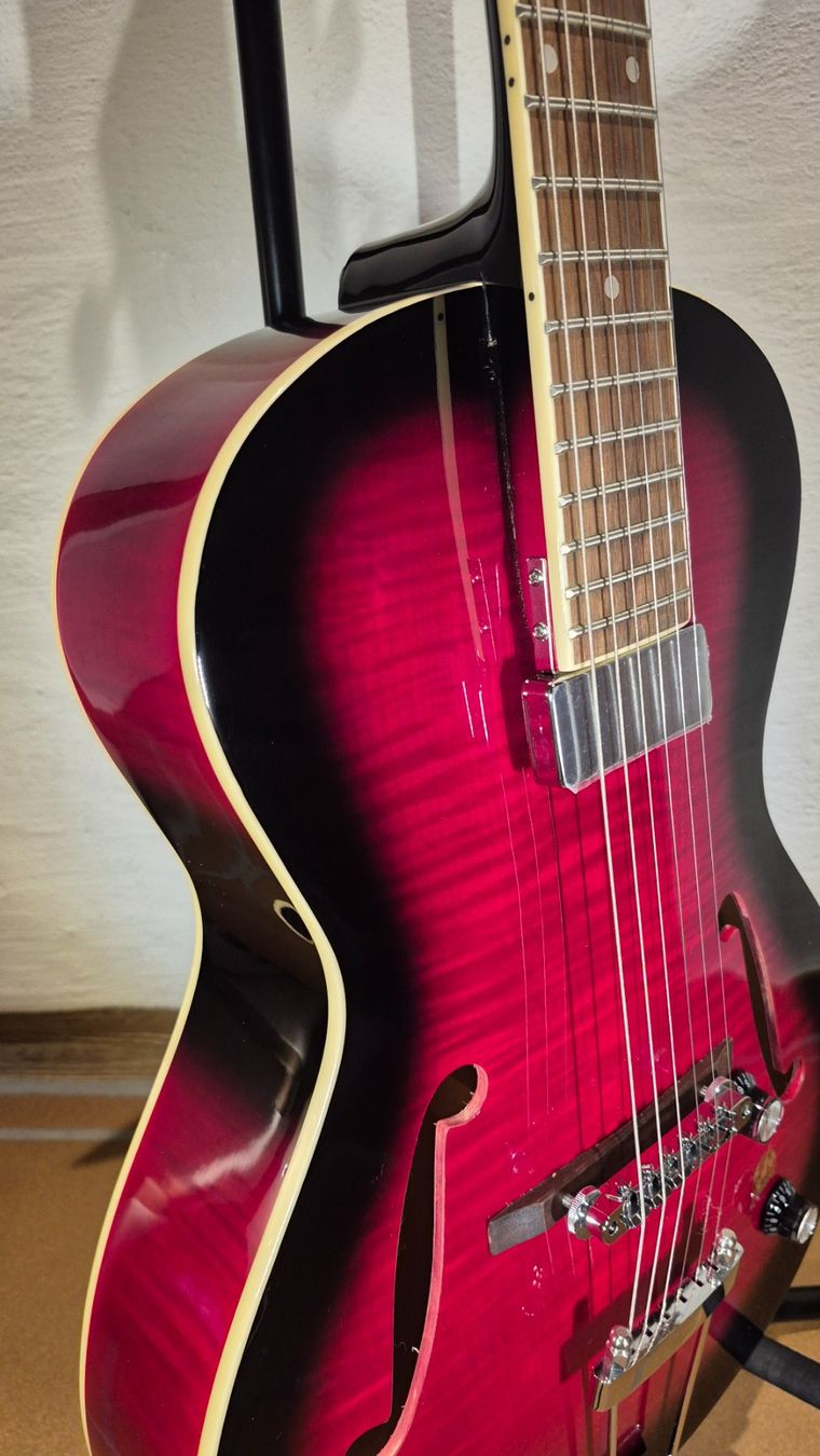 Framus Musikinstrumente: Neu: Framus Vintage 5/51 Studio Burgundy – Neu und originalverpackt aus Winterthur von NorrSydGuitars 9