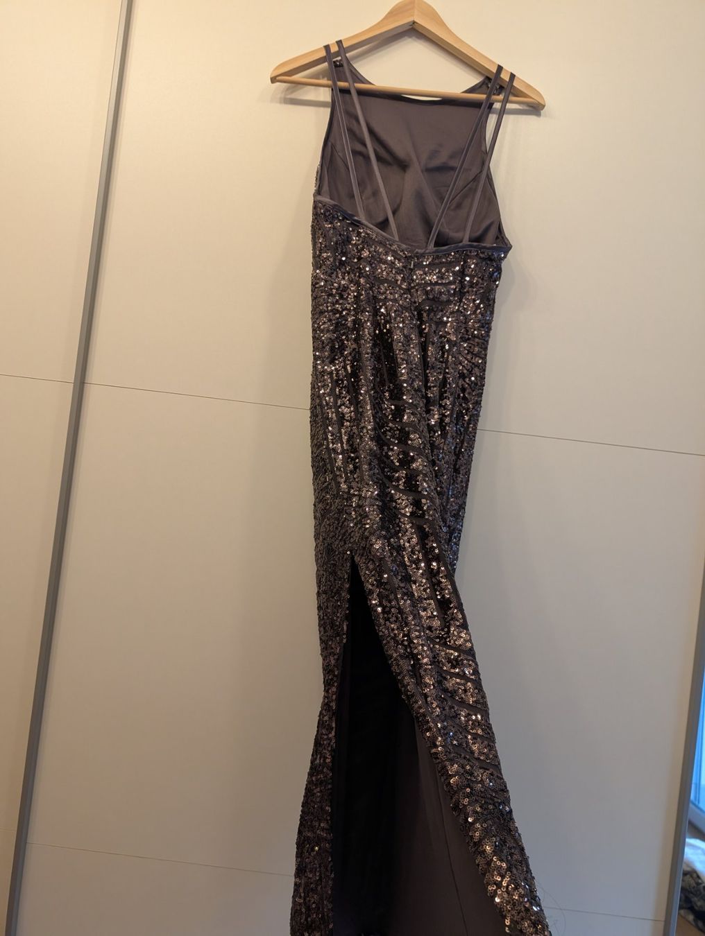 Kleider: Unique, Glitzerndes Abendkleid, festlich, Gr. M, neuwertig – Neu (gemäss Beschreibung) aus Wettingen von skilpadde 2