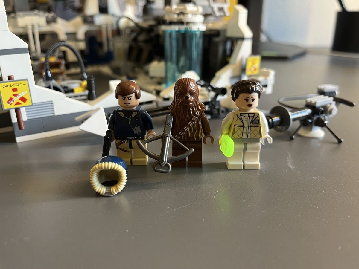 Lego Spielzeuge: LEGO Star Wars Set 7879 Hoth Echo Base – Gebraucht aus Fribourg von Helvetix7 1
