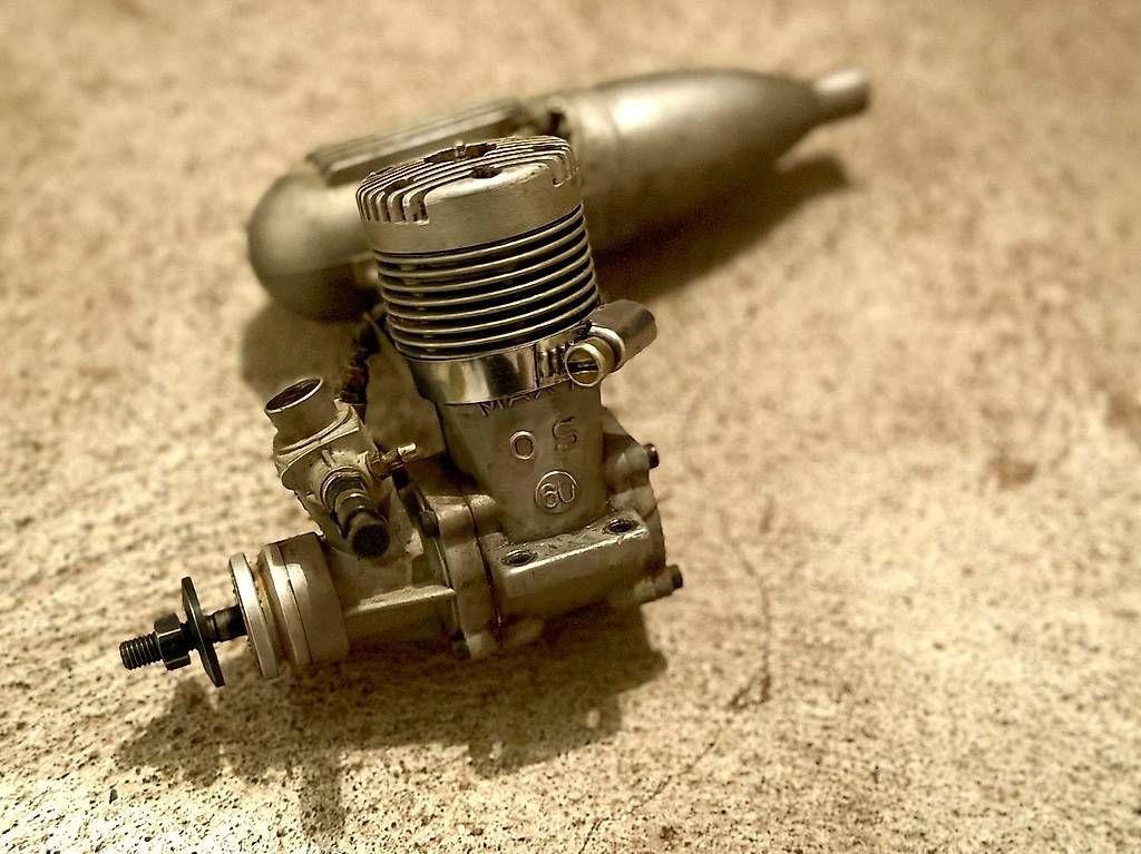 Motori: OS Engines - OS Max 60 mit Schalldämpfer – Usato da Wil SG venduto da JoRaHa