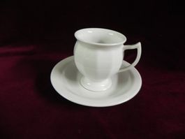 Kaiser-Mokka-Tasse mit U'tasse, reinweisses feines Porzellan