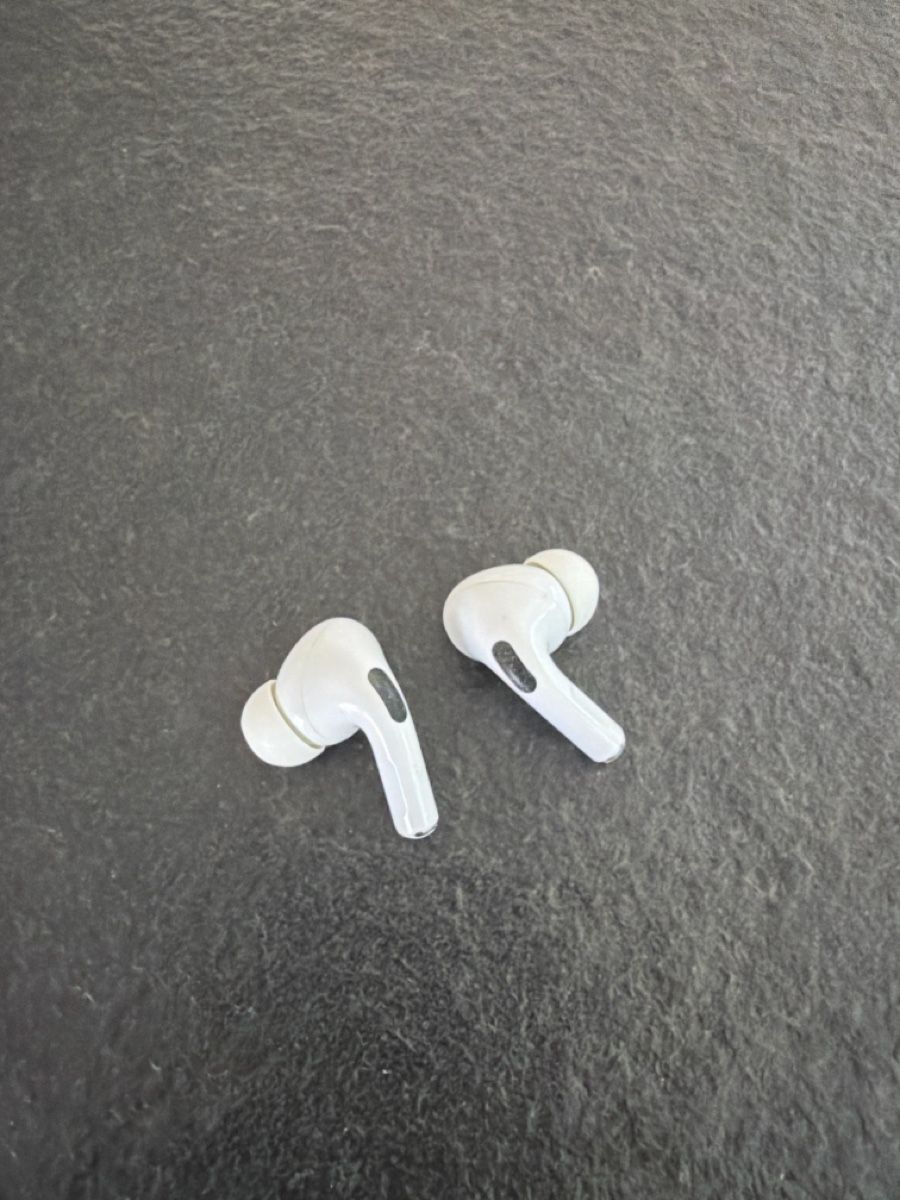 Apple Cuffie: Air Pods pro 2 ohne Case – Usato da Eiken venduto da DanoO.