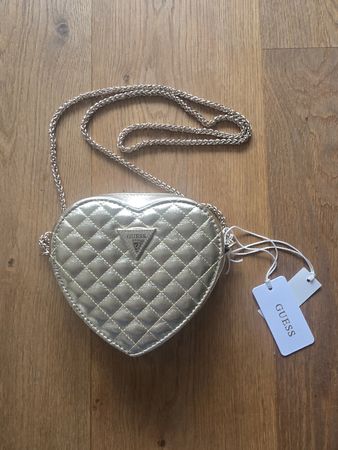 Guess Handtasche Herz gold mit Kette neu mit Etikett