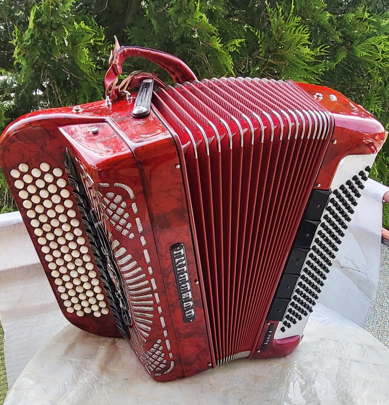 Strumenti musicali: Accordéon Guerrini 4 voix C griff – Usato da Penthalaz venduto da EvandroLuz 3